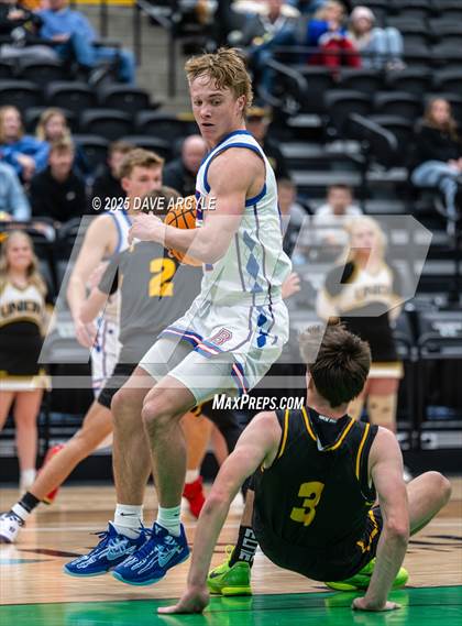 Thumbnail 1 in Union vs Richfield (UHSAA 3A Quarterfinal) photogallery.