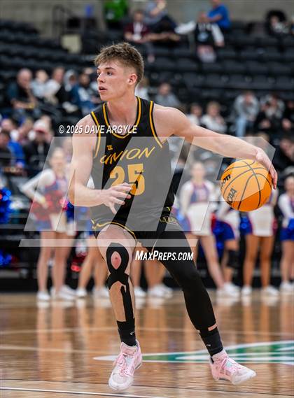 Thumbnail 3 in Union vs Richfield (UHSAA 3A Quarterfinal) photogallery.