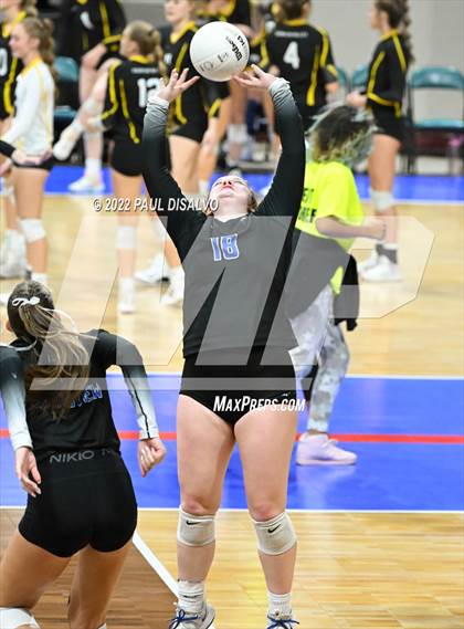 Thumbnail 1 in Rock Canyon vs. Grandview (CHSAA 5A Semi-Final) photogallery.