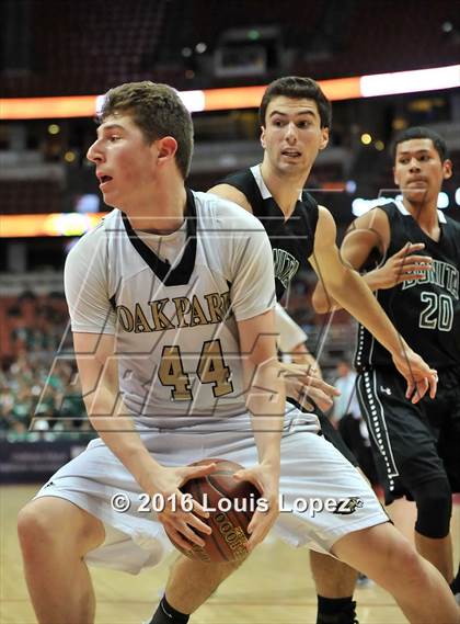 Thumbnail 2 in Oak Park vs. Bonita (CIF SS 3AA Final) photogallery.