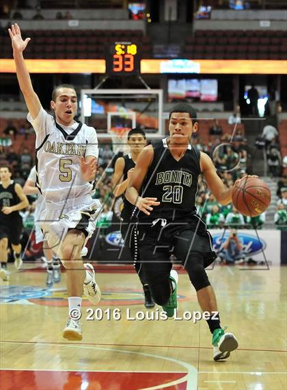 Thumbnail 2 in Oak Park vs. Bonita (CIF SS 3AA Final) photogallery.