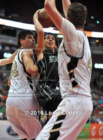 Thumbnail 1 in Oak Park vs. Bonita (CIF SS 3AA Final) photogallery.