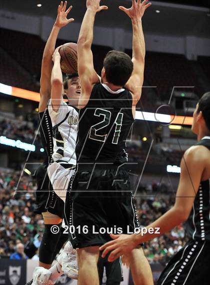 Thumbnail 1 in Oak Park vs. Bonita (CIF SS 3AA Final) photogallery.