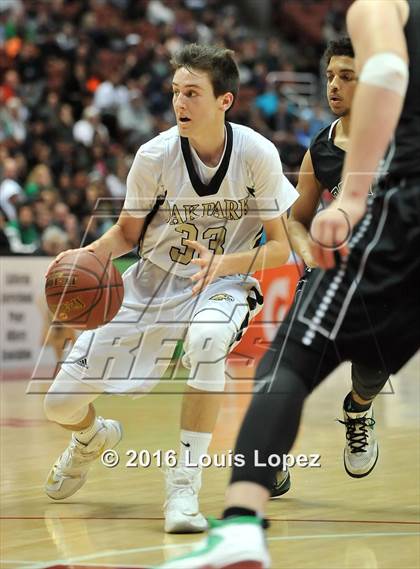 Thumbnail 3 in Oak Park vs. Bonita (CIF SS 3AA Final) photogallery.