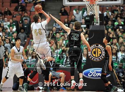Thumbnail 2 in Oak Park vs. Bonita (CIF SS 3AA Final) photogallery.