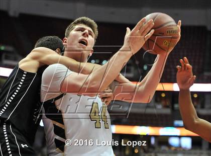 Thumbnail 2 in Oak Park vs. Bonita (CIF SS 3AA Final) photogallery.