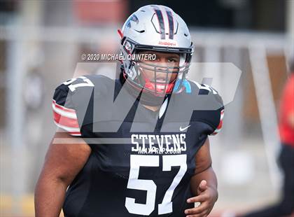 Thumbnail 1 in Stevens vs. Harlingen (UIL Class 6A Division 1 2nd Round Playoff) photogallery.