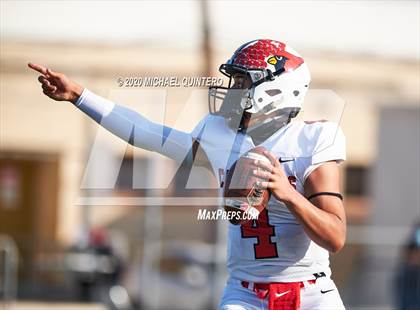 Thumbnail 2 in Stevens vs. Harlingen (UIL Class 6A Division 1 2nd Round Playoff) photogallery.