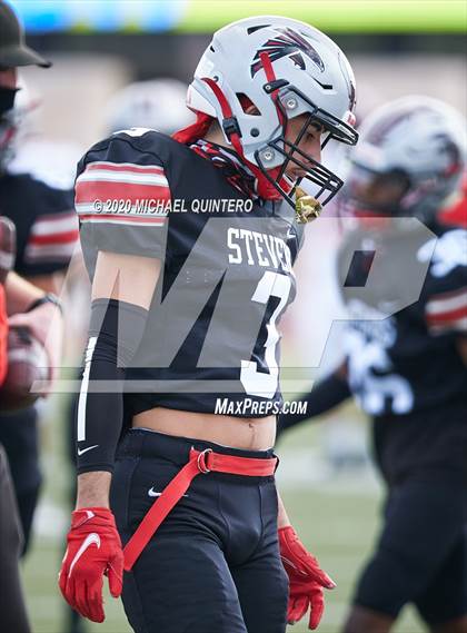 Thumbnail 2 in Stevens vs. Harlingen (UIL Class 6A Division 1 2nd Round Playoff) photogallery.