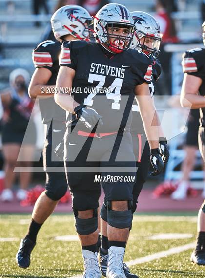 Thumbnail 1 in Stevens vs. Harlingen (UIL Class 6A Division 1 2nd Round Playoff) photogallery.