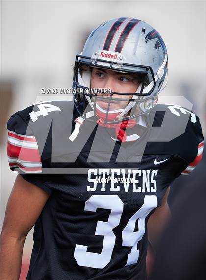 Thumbnail 1 in Stevens vs. Harlingen (UIL Class 6A Division 1 2nd Round Playoff) photogallery.