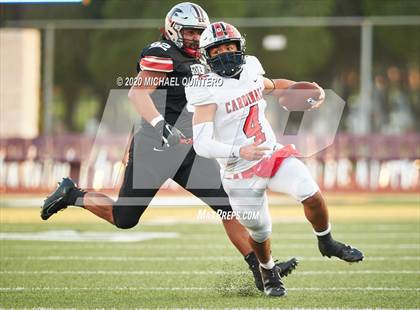 Thumbnail 2 in Stevens vs. Harlingen (UIL Class 6A Division 1 2nd Round Playoff) photogallery.