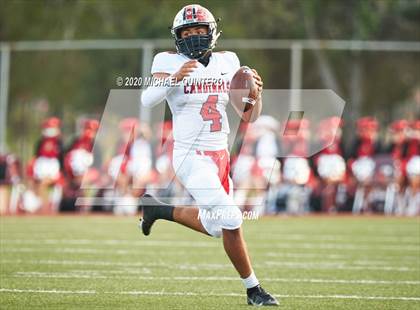 Thumbnail 1 in Stevens vs. Harlingen (UIL Class 6A Division 1 2nd Round Playoff) photogallery.