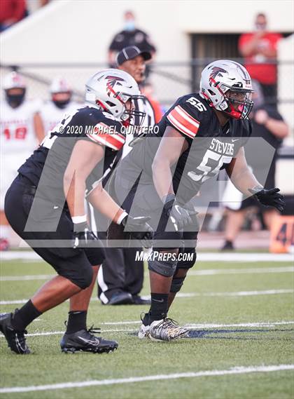 Thumbnail 1 in Stevens vs. Harlingen (UIL Class 6A Division 1 2nd Round Playoff) photogallery.