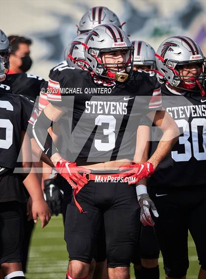 Thumbnail 2 in Stevens vs. Harlingen (UIL Class 6A Division 1 2nd Round Playoff) photogallery.