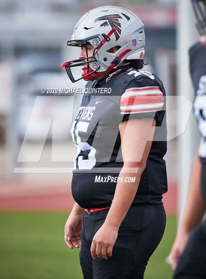 Thumbnail 2 in Stevens vs. Harlingen (UIL Class 6A Division 1 2nd Round Playoff) photogallery.