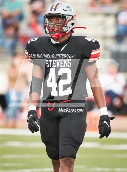 Thumbnail 3 in Stevens vs. Harlingen (UIL Class 6A Division 1 2nd Round Playoff) photogallery.
