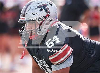 Thumbnail 1 in Stevens vs. Harlingen (UIL Class 6A Division 1 2nd Round Playoff) photogallery.