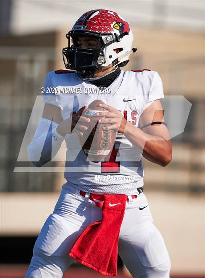 Thumbnail 1 in Stevens vs. Harlingen (UIL Class 6A Division 1 2nd Round Playoff) photogallery.