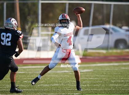 Thumbnail 3 in Stevens vs. Harlingen (UIL Class 6A Division 1 2nd Round Playoff) photogallery.