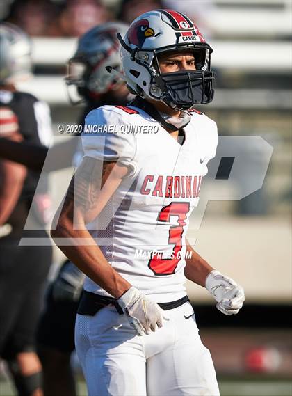 Thumbnail 3 in Stevens vs. Harlingen (UIL Class 6A Division 1 2nd Round Playoff) photogallery.