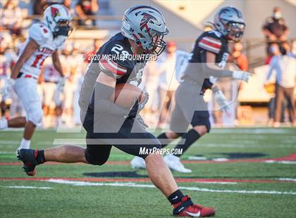 Thumbnail 1 in Stevens vs. Harlingen (UIL Class 6A Division 1 2nd Round Playoff) photogallery.