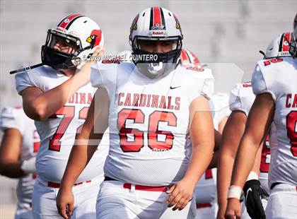 Thumbnail 1 in Stevens vs. Harlingen (UIL Class 6A Division 1 2nd Round Playoff) photogallery.