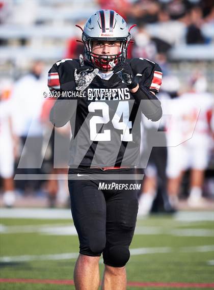 Thumbnail 1 in Stevens vs. Harlingen (UIL Class 6A Division 1 2nd Round Playoff) photogallery.