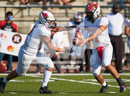 Thumbnail 1 in Stevens vs. Harlingen (UIL Class 6A Division 1 2nd Round Playoff) photogallery.