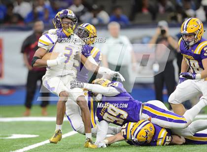 Thumbnail 3 in Amite vs. Lutcher (LHSAA Class 3A Final) photogallery.