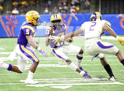 Thumbnail 1 in Amite vs. Lutcher (LHSAA Class 3A Final) photogallery.