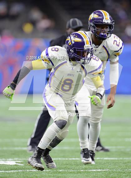Thumbnail 3 in Amite vs. Lutcher (LHSAA Class 3A Final) photogallery.