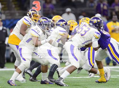 Thumbnail 3 in Amite vs. Lutcher (LHSAA Class 3A Final) photogallery.