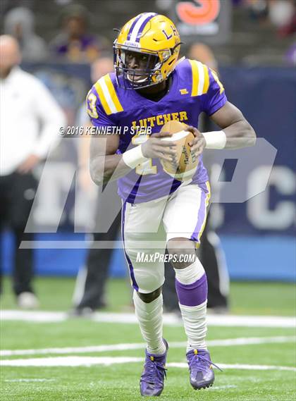 Thumbnail 2 in Amite vs. Lutcher (LHSAA Class 3A Final) photogallery.