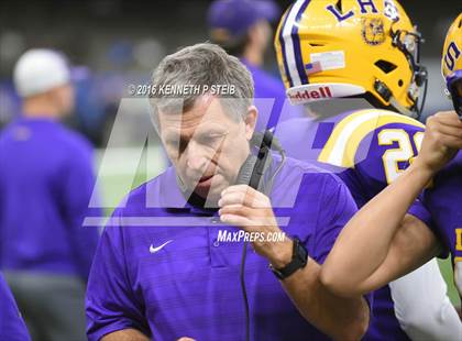 Thumbnail 3 in Amite vs. Lutcher (LHSAA Class 3A Final) photogallery.