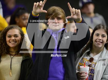 Thumbnail 1 in Amite vs. Lutcher (LHSAA Class 3A Final) photogallery.