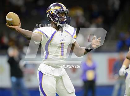 Thumbnail 2 in Amite vs. Lutcher (LHSAA Class 3A Final) photogallery.