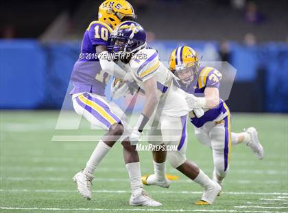 Thumbnail 1 in Amite vs. Lutcher (LHSAA Class 3A Final) photogallery.