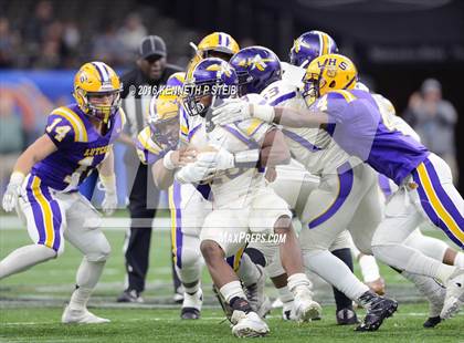 Thumbnail 3 in Amite vs. Lutcher (LHSAA Class 3A Final) photogallery.