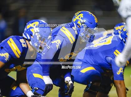Thumbnail 3 in Notre Dame (SO) @ Bishop Amat photogallery.