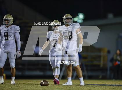Thumbnail 1 in Notre Dame (SO) @ Bishop Amat photogallery.