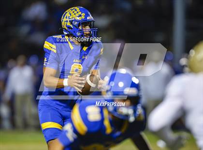 Thumbnail 3 in Notre Dame (SO) @ Bishop Amat photogallery.