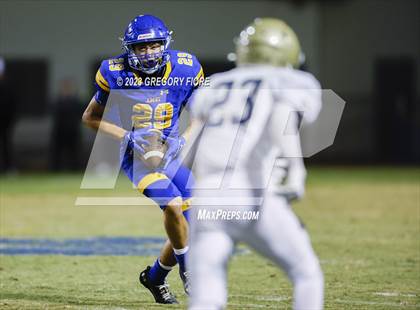 Thumbnail 3 in Notre Dame (SO) @ Bishop Amat photogallery.