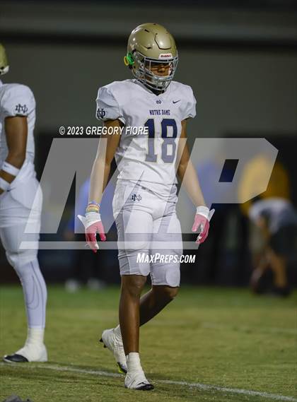 Thumbnail 1 in Notre Dame (SO) @ Bishop Amat photogallery.