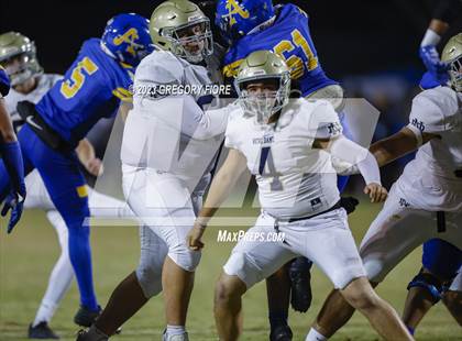 Thumbnail 3 in Notre Dame (SO) @ Bishop Amat photogallery.