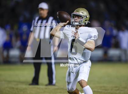 Thumbnail 2 in Notre Dame (SO) @ Bishop Amat photogallery.