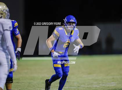 Thumbnail 2 in Notre Dame (SO) @ Bishop Amat photogallery.