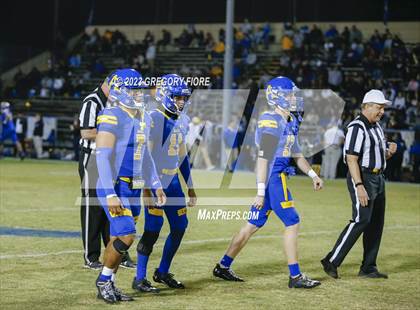 Thumbnail 1 in Notre Dame (SO) @ Bishop Amat photogallery.