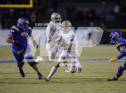 Thumbnail 1 in Notre Dame (SO) @ Bishop Amat photogallery.