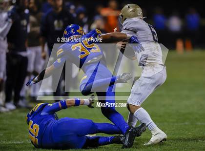 Thumbnail 2 in Notre Dame (SO) @ Bishop Amat photogallery.